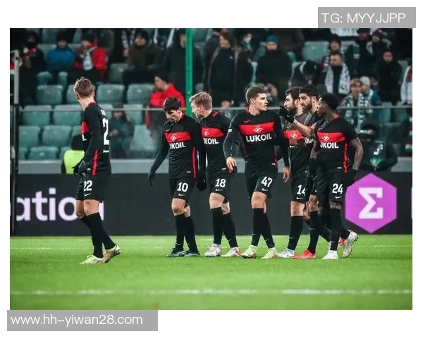 足球之夜球星特辑讲述绿茵传奇人物背后动人故事与荣耀时刻 足球之夜球星特辑讲述绿茵传奇人物背后动人故事与荣耀时刻